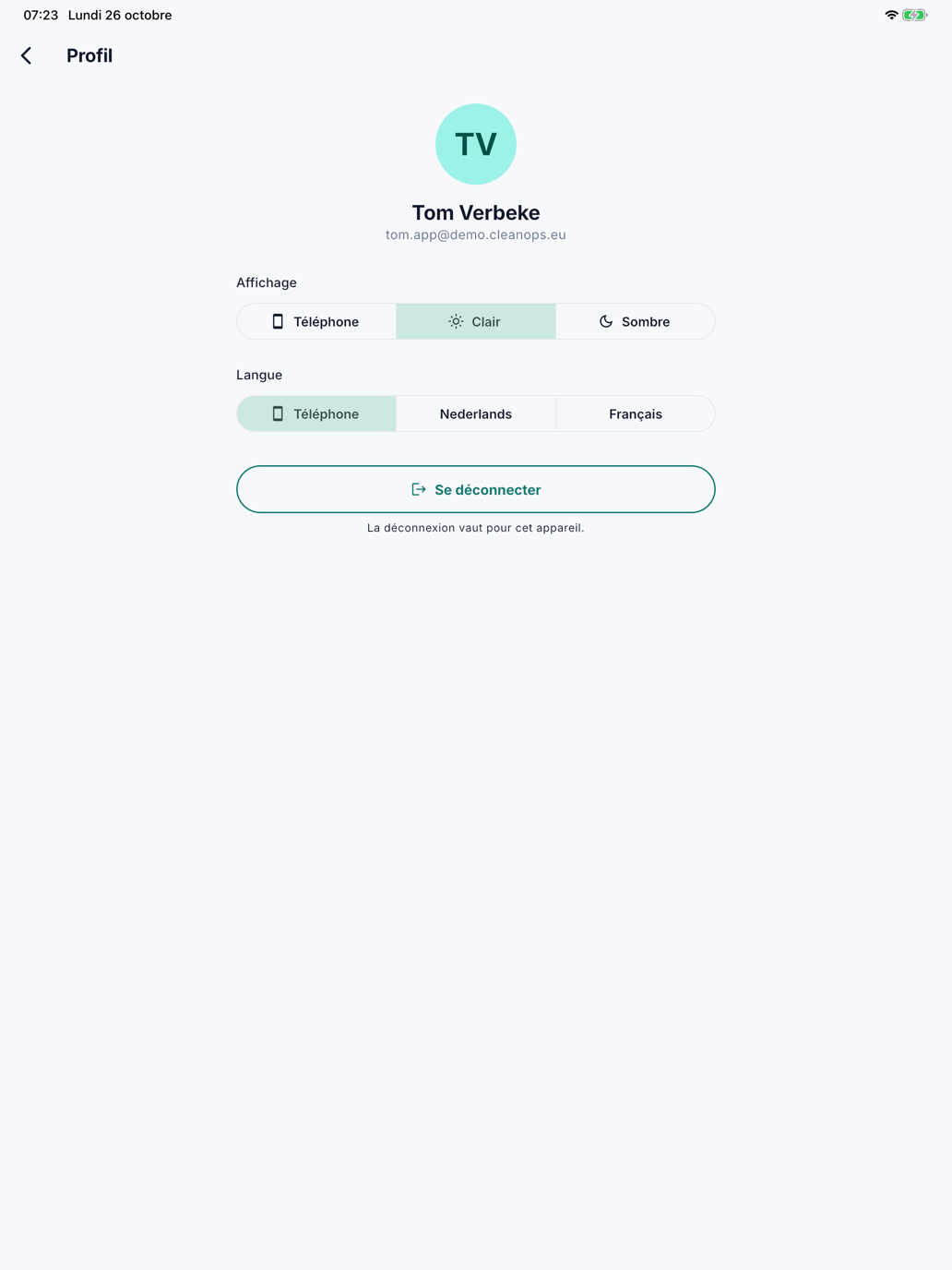 Profil Le Profil dans l'application : Tom Verbeke avec son adresse e-mail, les choix pour Affichage et Langue, et le bouton Se déconnecter