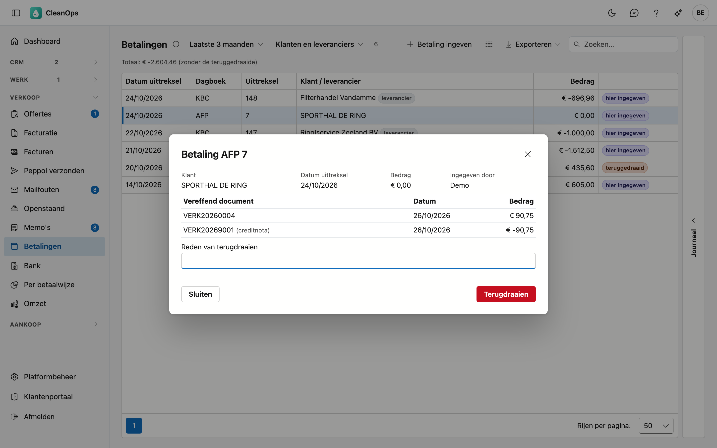 Een betaling Het venster Betaling AFP 7 van SPORTHAL DE RING: een factuur en een creditnota die tegen elkaar afgepunt werden, met de knop Terugdraaien