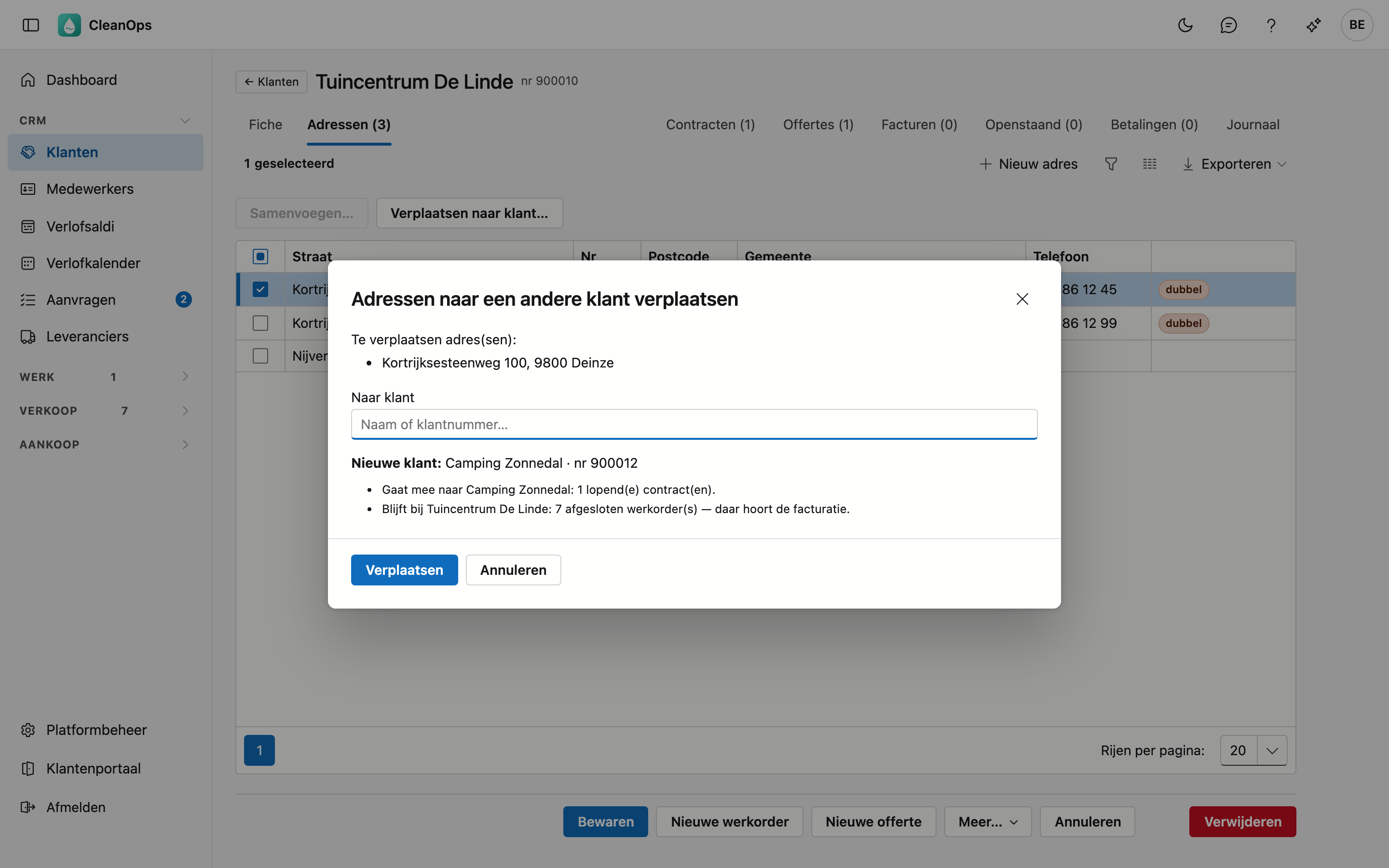 Adressen verplaatsen Het venster Adressen naar een andere klant verplaatsen: het adres van Tuincentrum De Linde gaat naar een andere klant, met wat meegaat en wat blijft