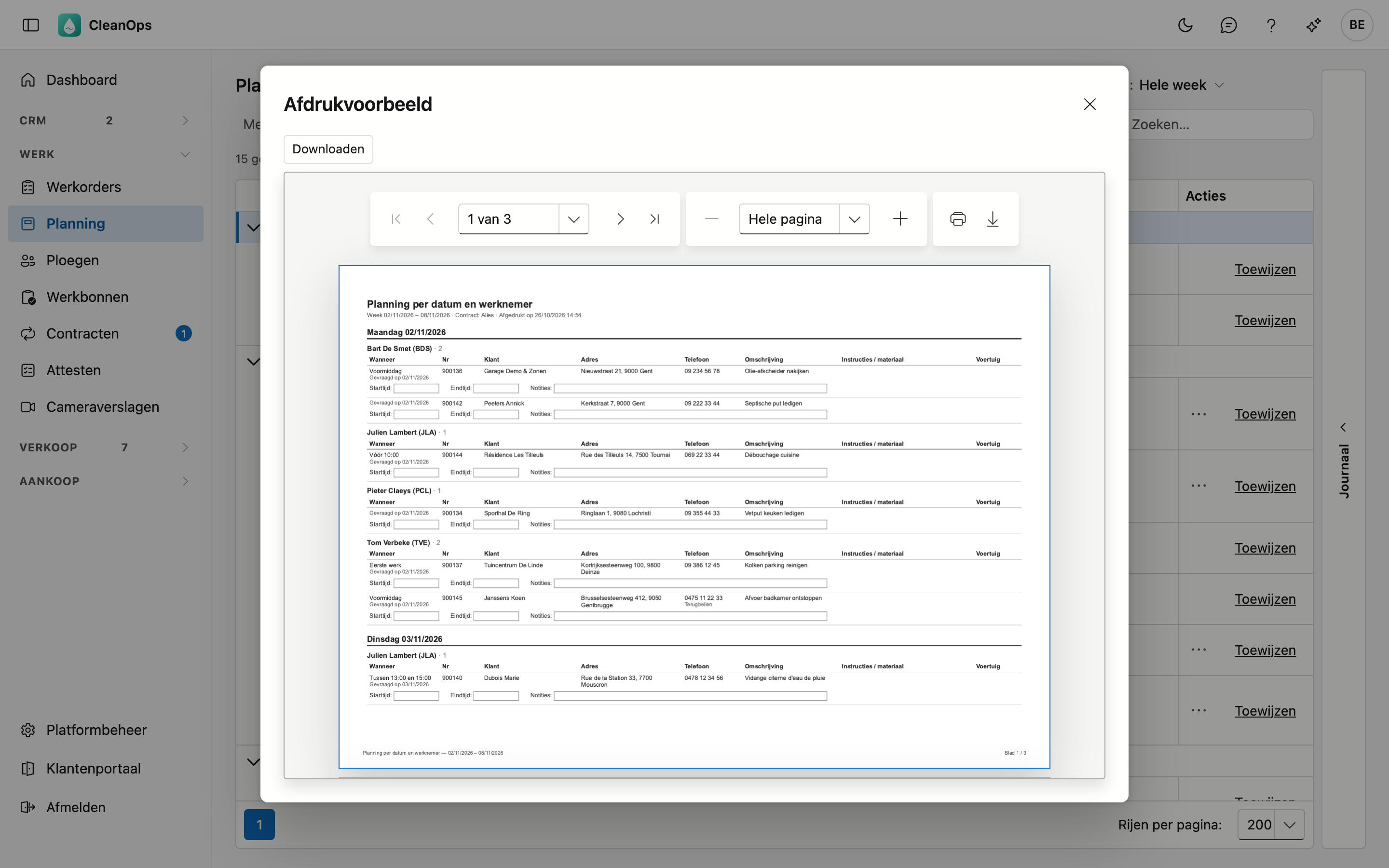 Afdruk Het venster Afdrukvoorbeeld met de planning per datum en werknemer, liggend, met per dag de werkorders van elke medewerker